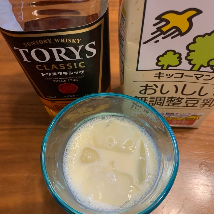 寝酒・小休憩に!ウイスキーの豆乳割り